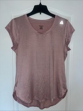 Reebok Women’s Dusty Rose Short Sleeve Crew Tee